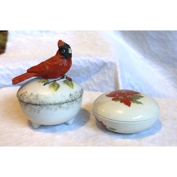 Cardinal red bird figure and poinsettia jewelry box bowls small cute knick knack - Picture 1 of 16